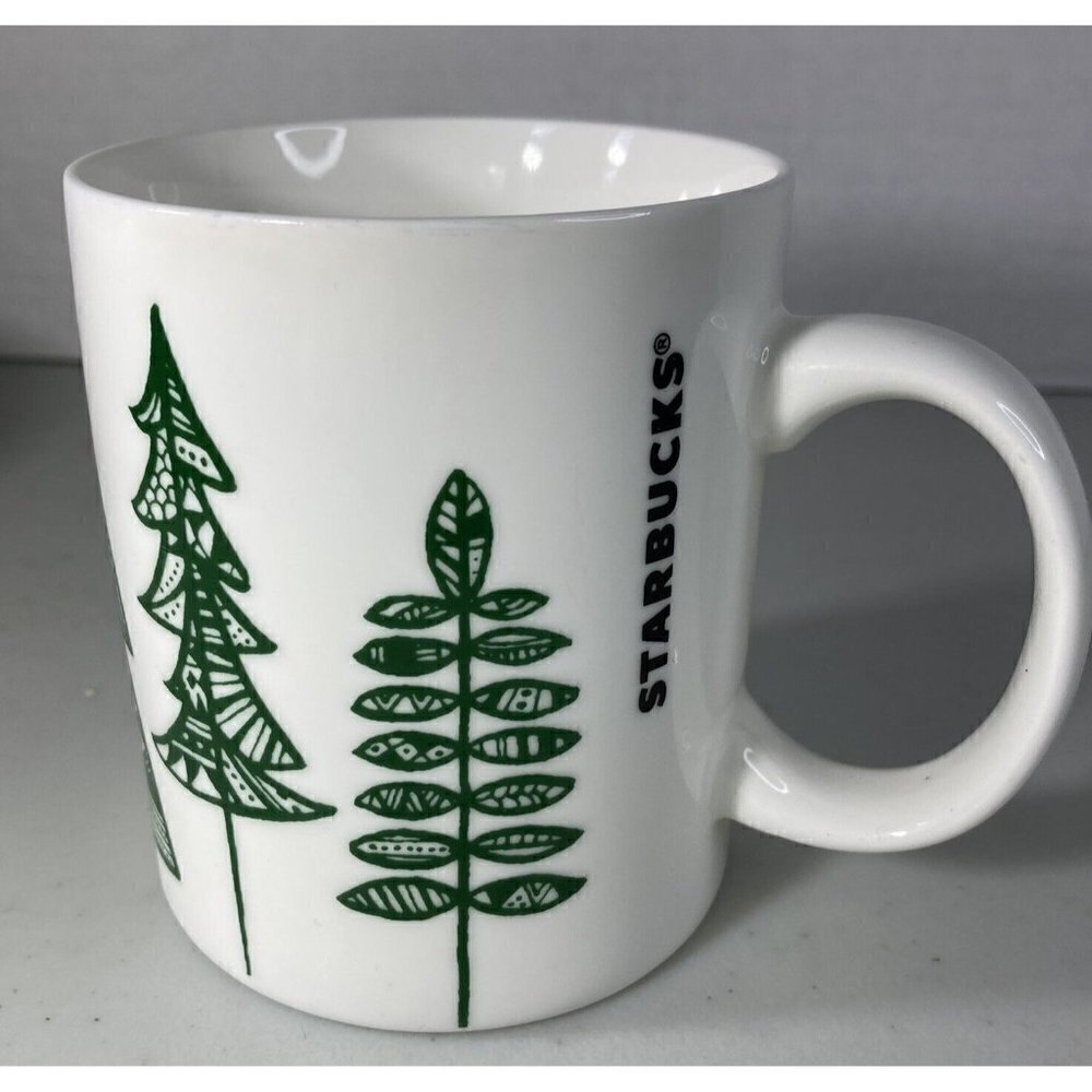 Starbucks Coffee Mug Cup Christmas Holiday 2015 12 oz Green & White Trees